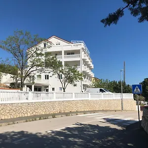 villa-bellevue.primorje-gorskikotar.com/