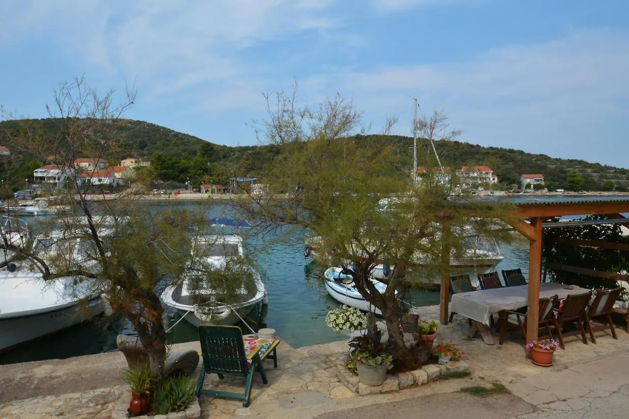 Guest house Apartments And Rooms By The Sea Zaglav, Dugi Otok - 8170 Sali