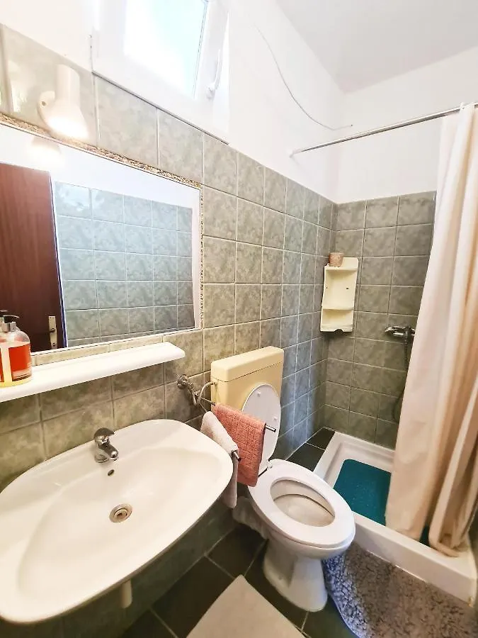 Apartments And Rooms By The Sea Zaglav, Dugi Otok - 8170 Sali Affittacamere