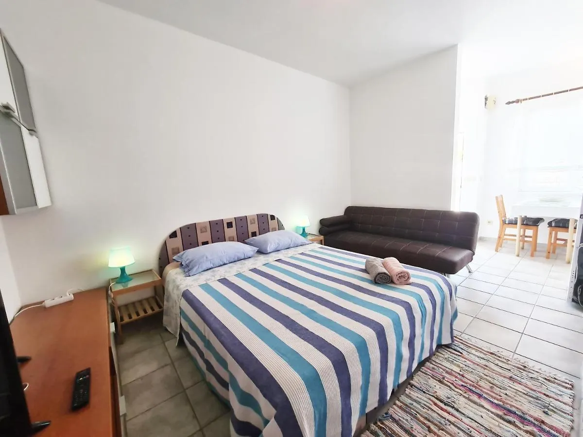 Apartments And Rooms By The Sea Zaglav, Dugi Otok - 8170 Sali